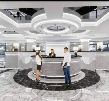 Appartamento Hanza Tower Downtown 22 Pool & Jacussi *