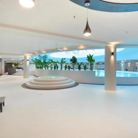 Hanza Tower Downtown 22 Pool & Jacussi Stettino